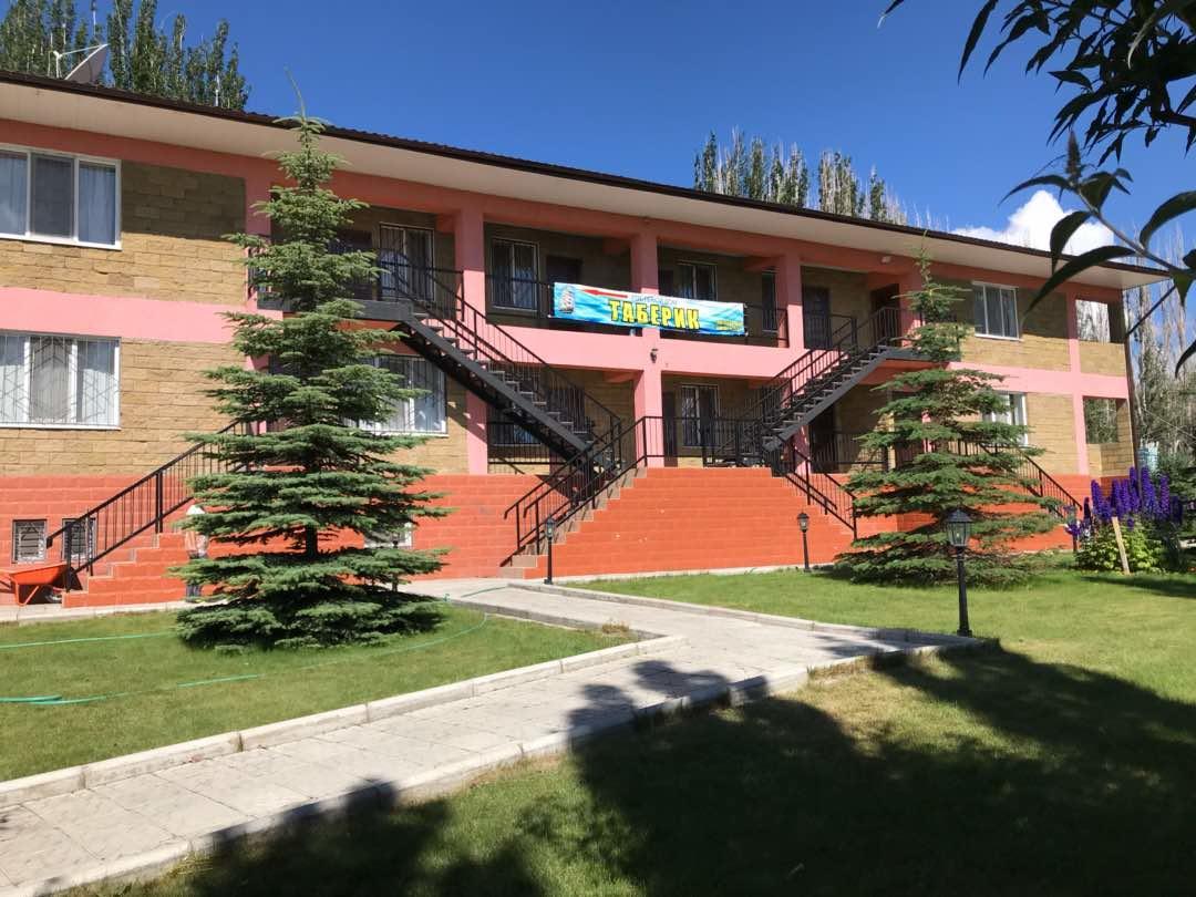 Taberik Hotel Chon-Sary-Oy Exterior photo